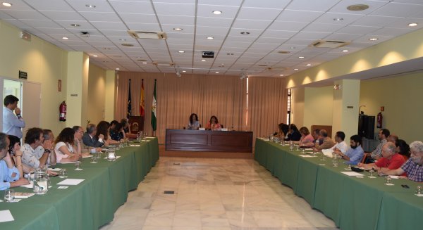 La consejera de Igualdad anuncia que el Anteproyecto de Ley de Infancia y Adolescencia contará con partida presupuestaria para 2019