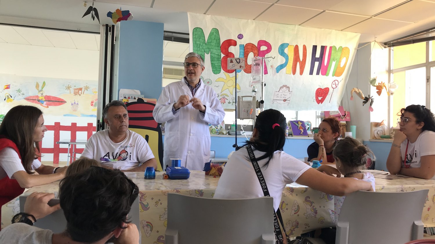 El Hospital Regional de Málaga celebra la 'Semana Sin Humo' con actividades para abandonar el tabaquismo