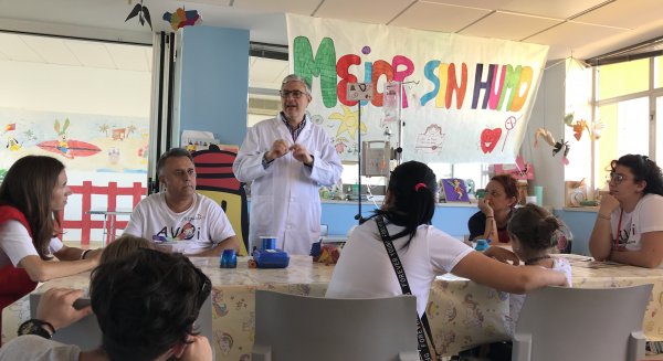 El Hospital Regional de Málaga celebra la 'Semana Sin Humo' con actividades para abandonar el tabaquismo