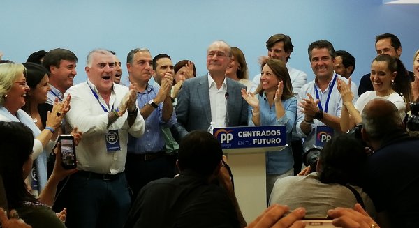 De la Torre gana las elecciones y ofrece un pacto de gobierno a Ciudadanos