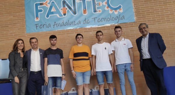 La consejera de Empleo asegura que los profesionales relacionados con la nueva economía digital serán los líderes del desarrollo económico