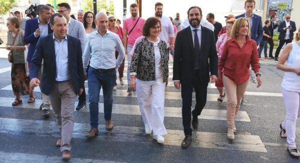 Carmen Calvo asegura que Dani Pérez representa a 