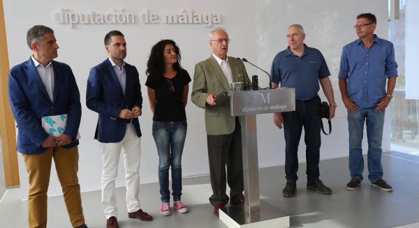 La Fundación Madeca financiará trabajos de investigación en un yacimiento de huellas fósiles localizadas en Álora