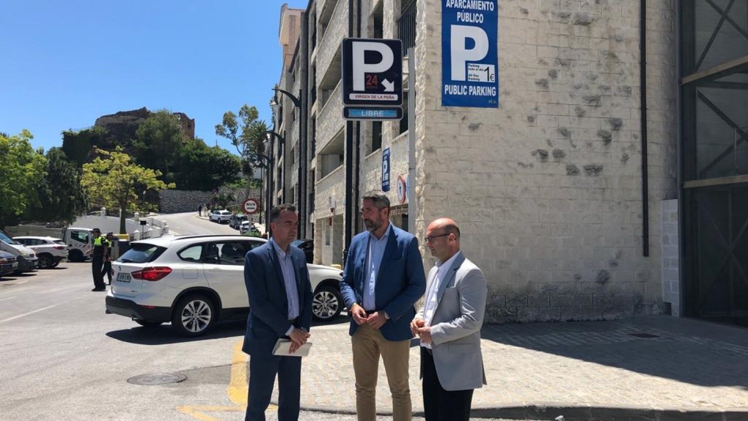 El Ayuntamiento de Mijas establecerá una tarifa de un euro al día en los aparcamientos de La Candelaria y El Juncal