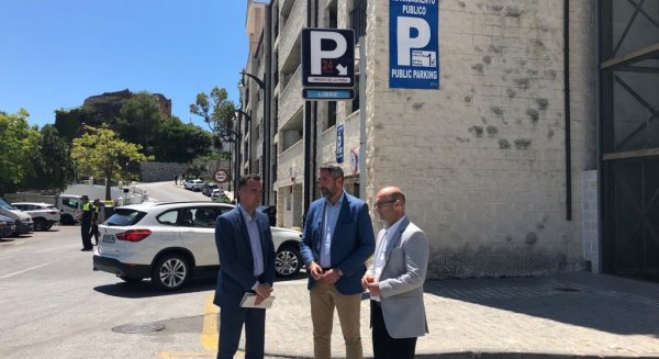 El Ayuntamiento de Mijas establecerá una tarifa de un euro al día en los aparcamientos de La Candelaria y El Juncal