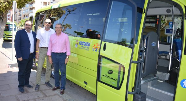 El Ayuntamiento del Rincón de la Victoria pondrá en funcionamiento el miércoles 29 de mayo la línea de autobús 8