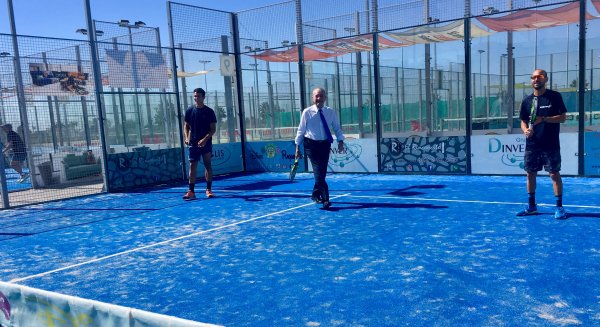 De la Torre plantea la creación de pabellones y espacios deportivos en playas y parques de todos los distritos