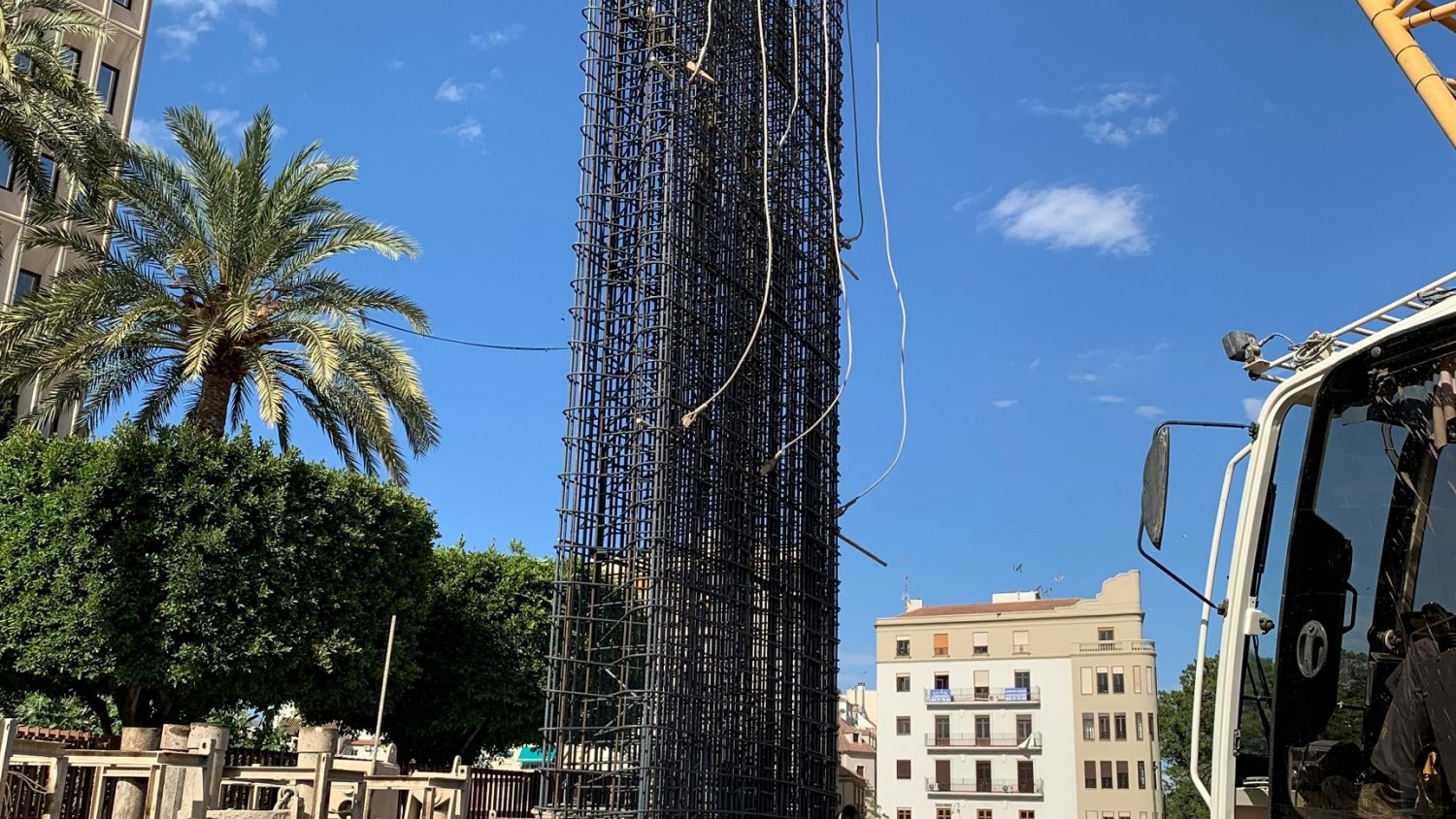 El montaje de las pantallas en la obra del metro entre Renfe y Gualdamedina entra en su última fase