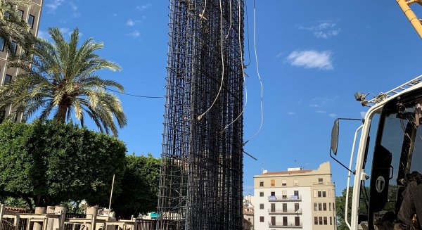 El montaje de las pantallas en la obra del metro entre Renfe y Gualdamedina entra en su última fase