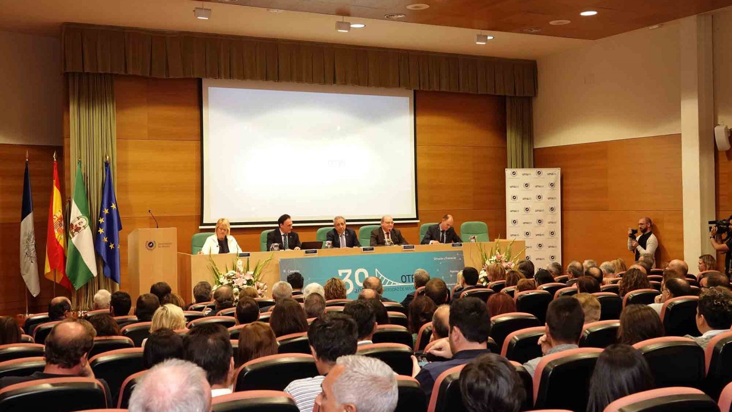 La OTRI cumple 30 años 'Impulsando la transferencia de la investigación a la sociedad'