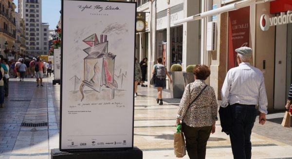 La calle Larios se convierte en una galería de arte para acoger la obra de Rafael Pérez Estrada