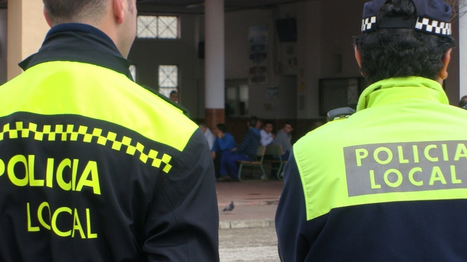 La Policía Local detiene a un hombre que encerró a su pareja tras amenazarla de muerte poniendole un machete en el cuello