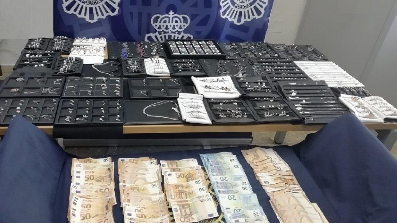 La Policía Nacional detiene a dos hombres por el robo de joyas valoradas en 600.000 euros