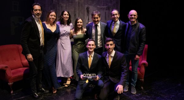 UMA.- El equipo Málaga Racing Team recibe el primer premio como ‘Mejor producto o servicio’