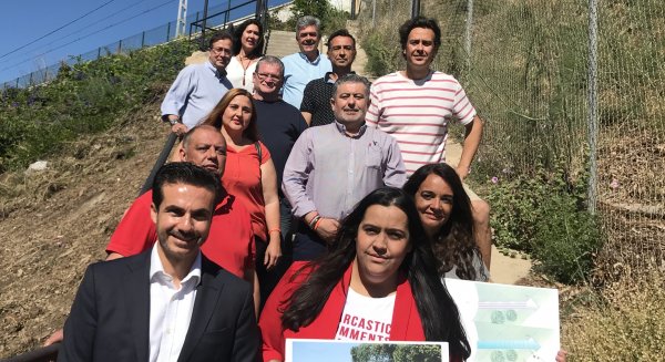 Ciudadanos propone una pasarela mecánica en el apeadero de Carvajal de Fuengirola