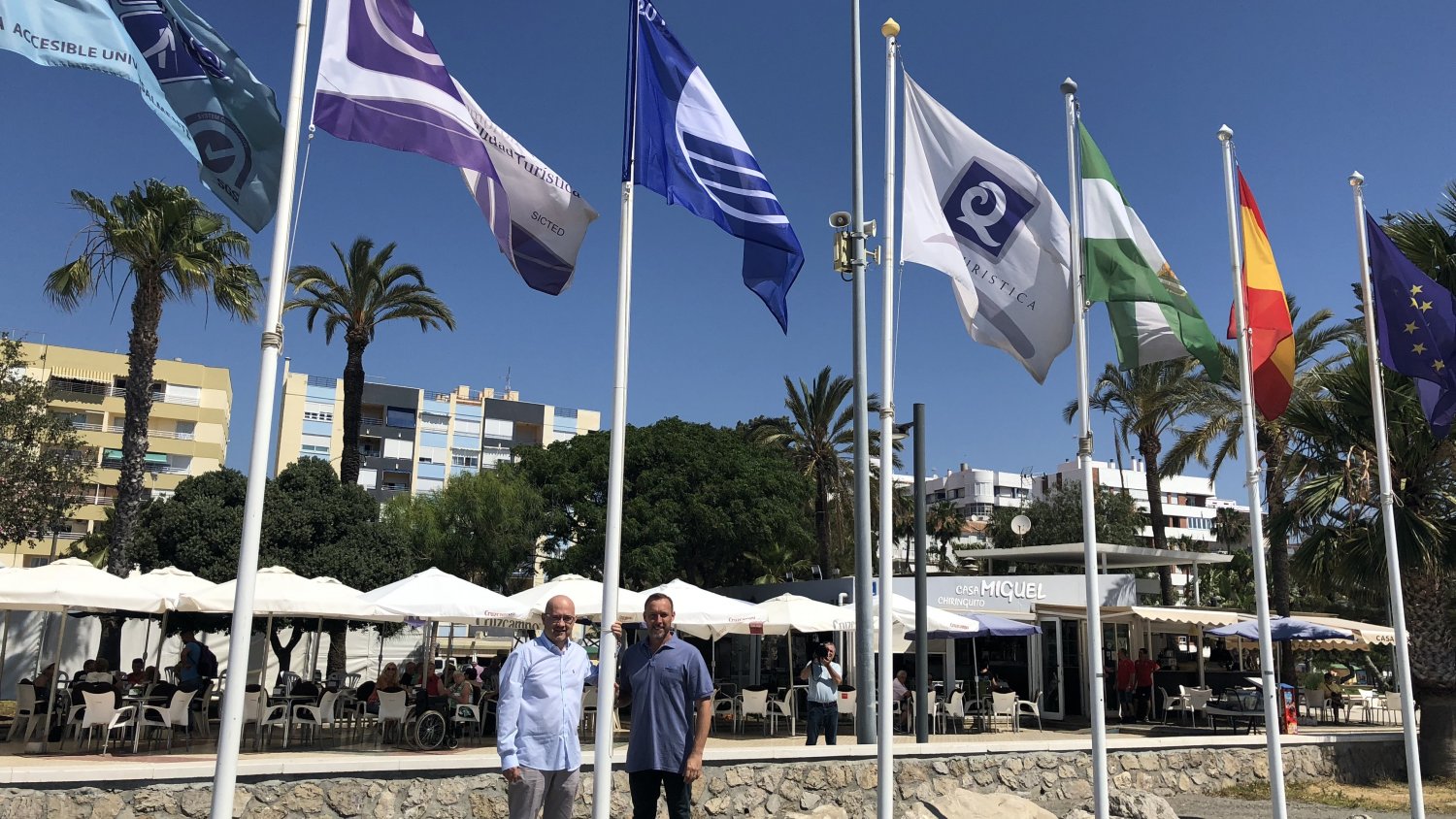 Velez Málaga mantiene el distintivo de bandera azul en 4 de sus playas para 2019
