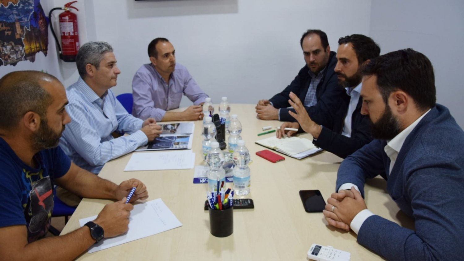 El PSOE promete la creación 300 nuevas plazas de agentes de Policía Local