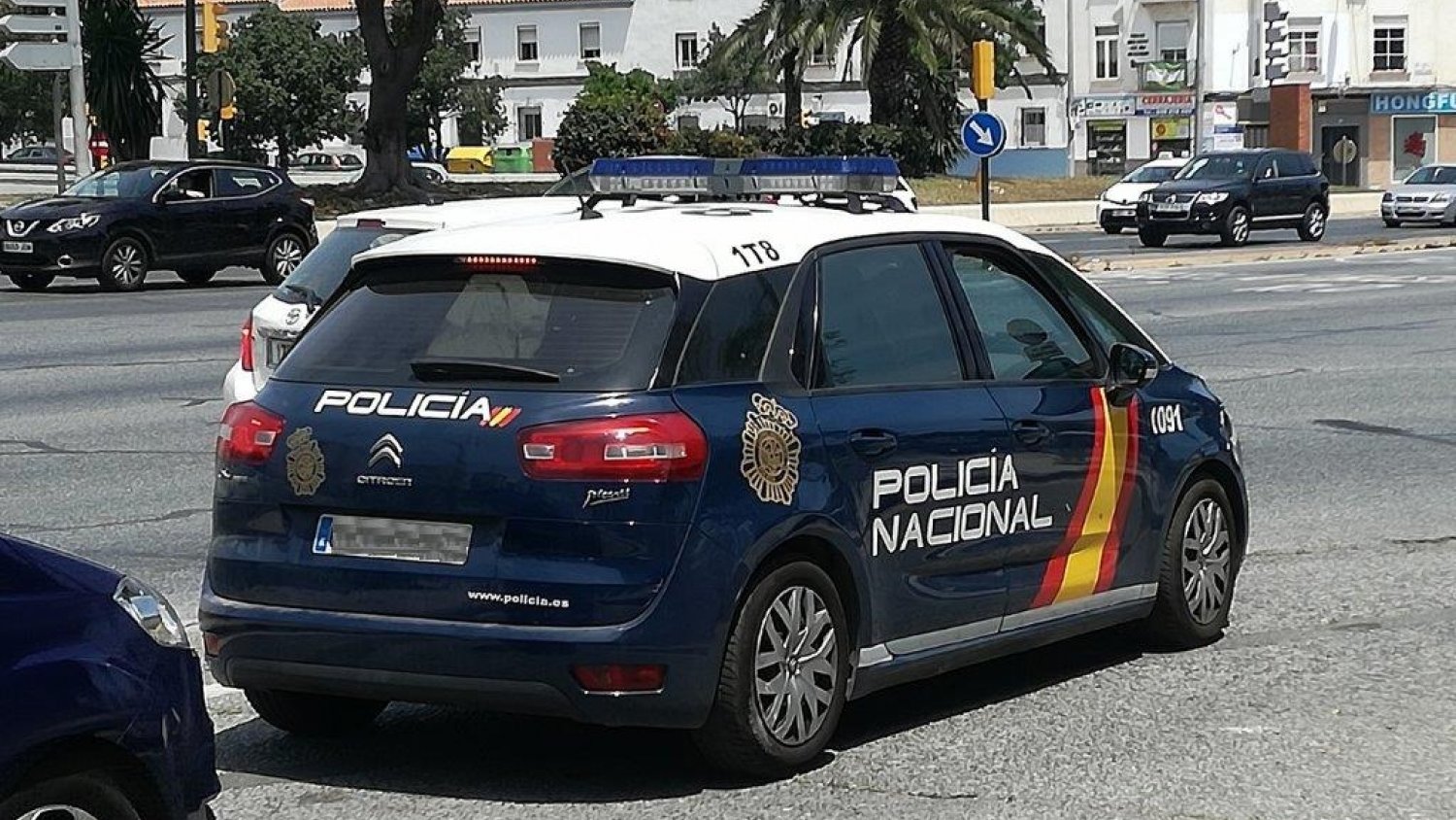 La Policía Nacional detiene a un hombre por robar en un gimnasio tras forzar la entrada con un bolardo