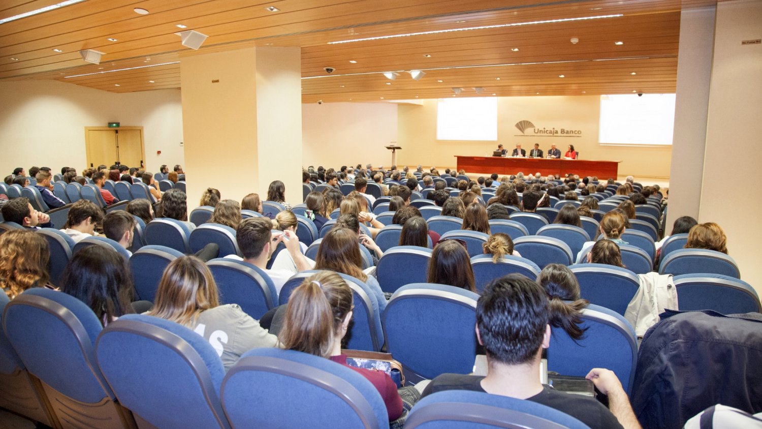 Unicaja Banco patrocina y acoge un año más las Jornadas Jurídicas ‘Por el diálogo’