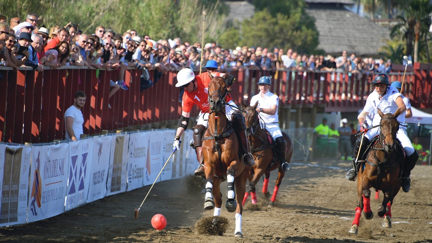 Estepona acogerá este fin de semana la II edición del torneo ‘Costa del Sol Beach Polo Cup’, que contará con 4 equipos internacionales