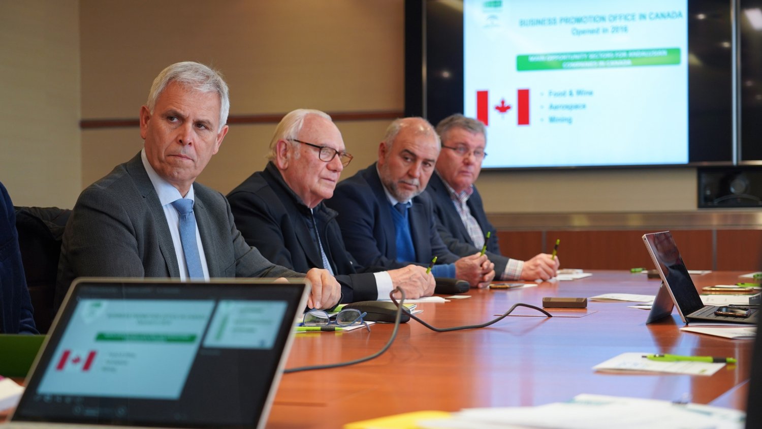 Cooperativas agroalimentarias andaluzas participan en un encuentro con asociaciones locales de Canadá