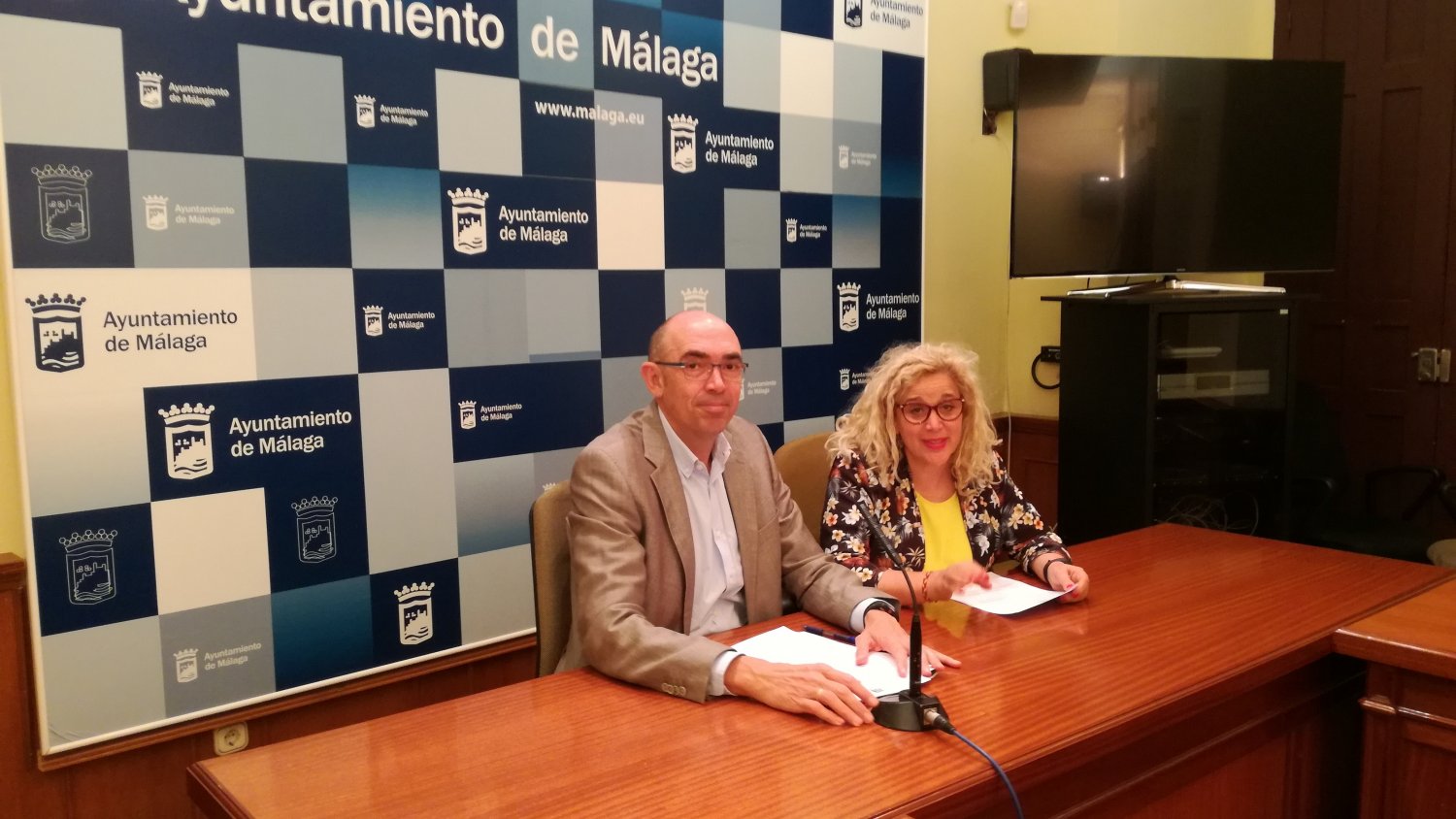 IU-MpG pide que se revoque el concurso del CAC Málaga y que 
