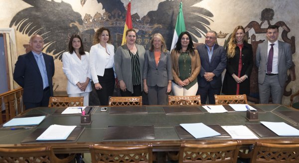 Cinco empresas de Marbella firman los primeros convenios para el EPES