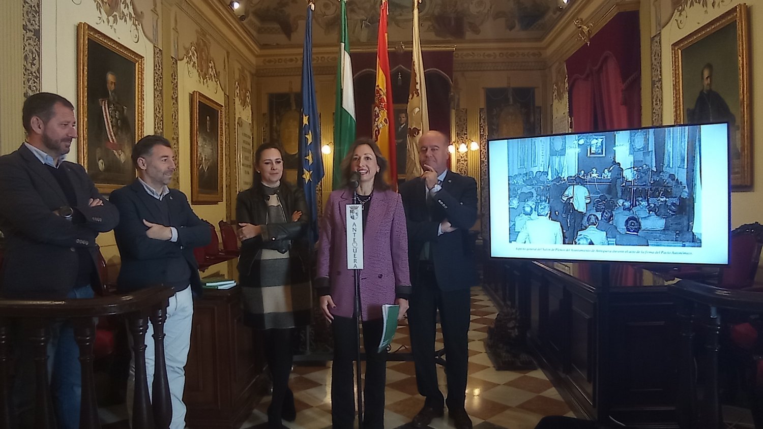 La Junta rescata el espíritu de consenso del Pacto de Antequera