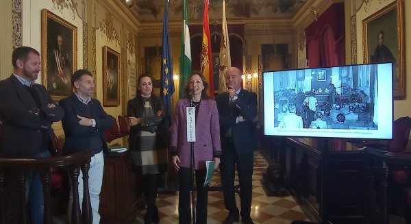La Junta rescata el espíritu de consenso del Pacto de Antequera