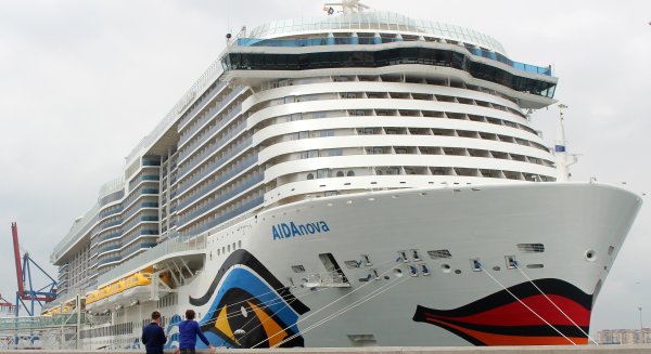 El Buque 'AIDAnova' transporta a 6.553 viajeros y se convierte en el crucero con más pasajeros de 2019