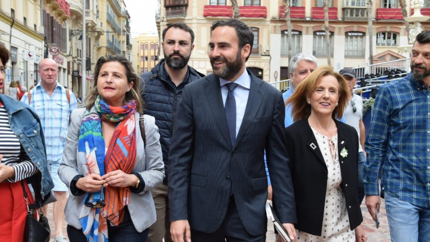 Dani Pérez exige un cambio en las vallas de los accesos a Calle Larios