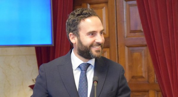 Daniel Pérez exige reforzar con más personal el servicio de inspección de vía pública
