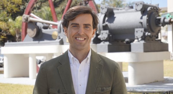 Montesinos defiende que tener las ideas claras es sinónimo de modernización y no de derechización