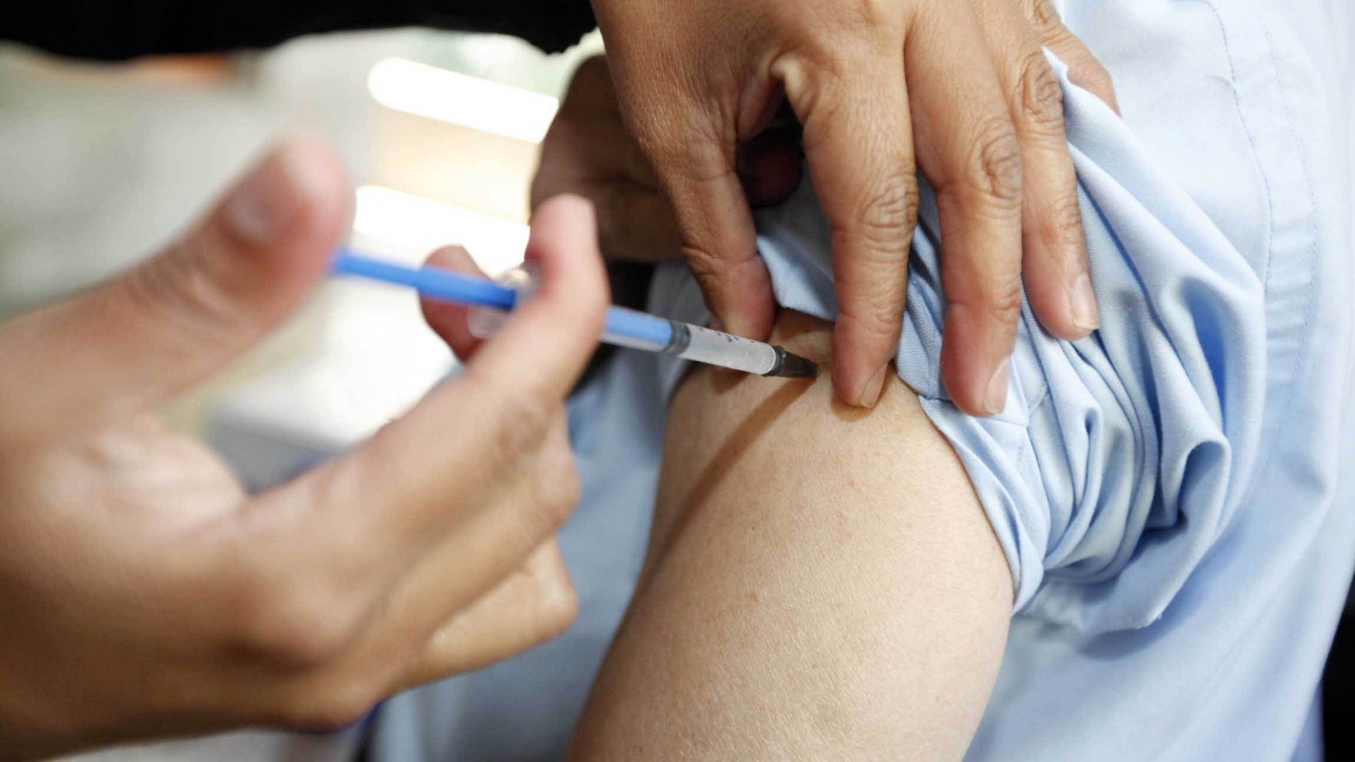 Málaga habilita puntos de vacunación de gripe sin cita