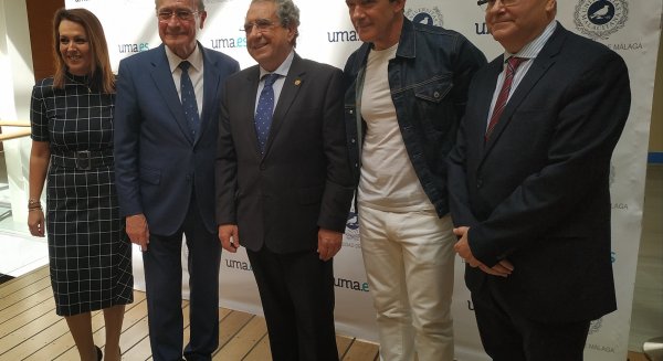 La Fundación Lágrimas y Favores entrega 238 becas de movilidad para Norteamérica a estudiantes de la UMA