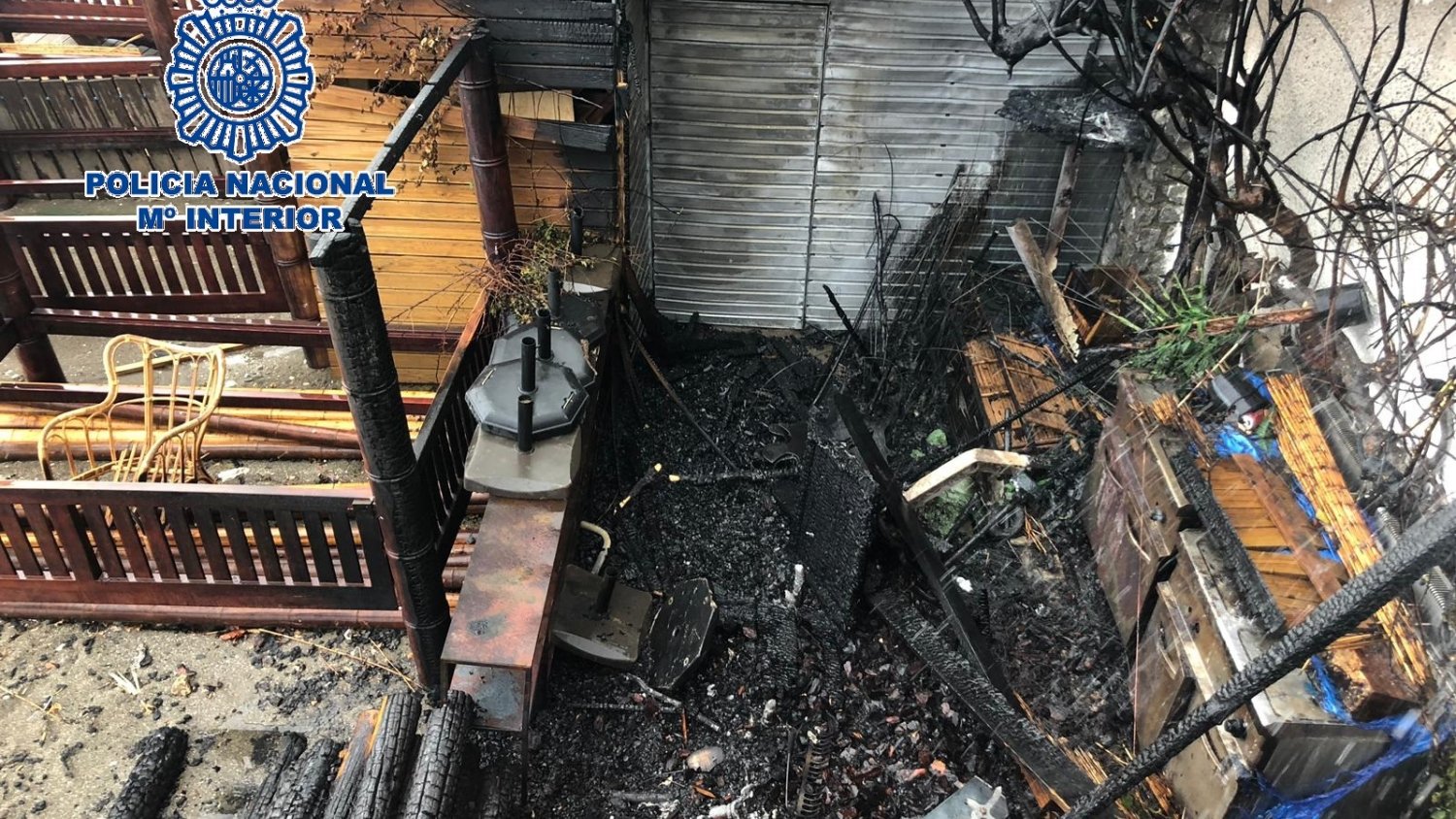 La Policia Nacional detiene a un hombre por incendiar un chiringuito en Marbella