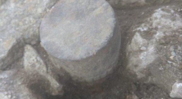 La Policía Nacional interviene un obús de la Guerra Civil en una finca en Antequera