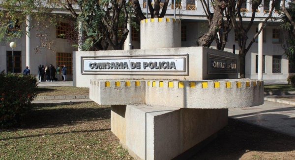 La Policía Nacional detiene a un menor tras gastarse 5.000 euros en caprichos con tarjetas de terceros