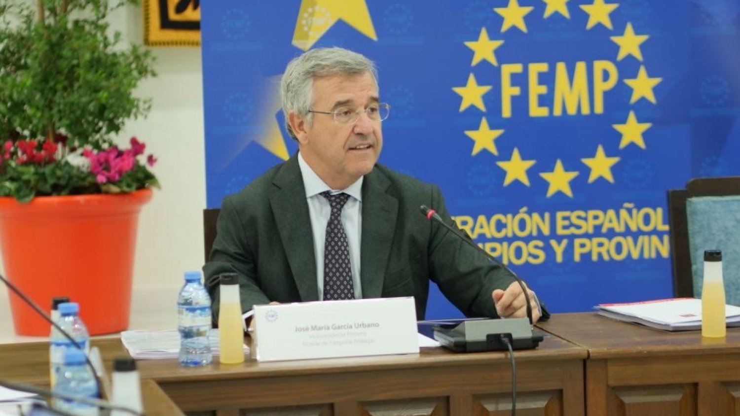 El alcalde de Estepona pide diferir la entrada en vigor de la Ley de Residuos
