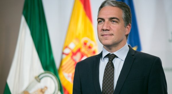 Bendodo defiende la reforma fiscal y asegura que el modelo andaluz 