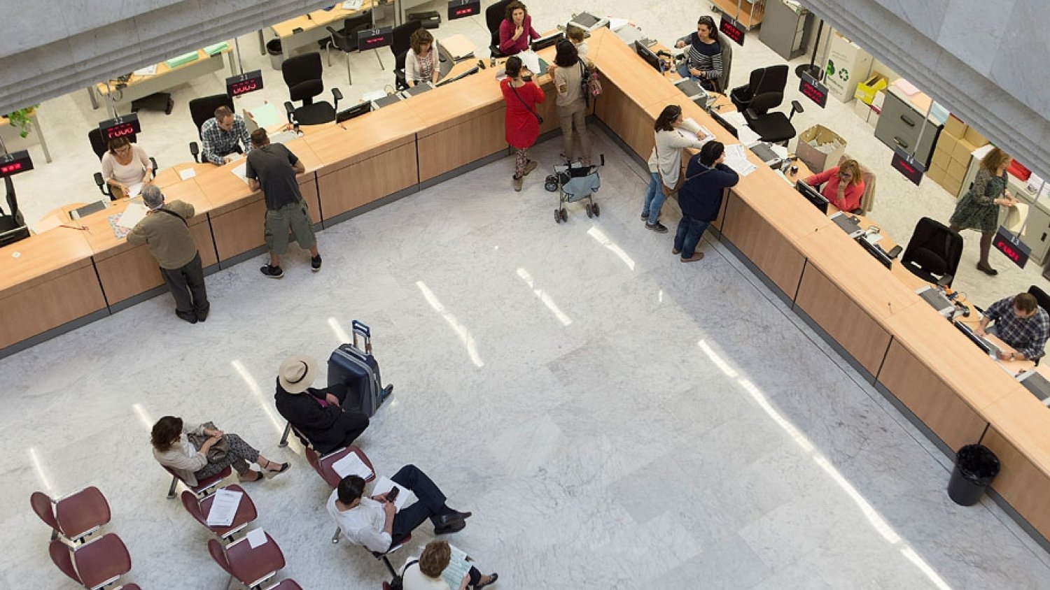 El Consejo aprueba el Decreto Ley de bajada de impuestos para el impulso de la actividad económica
