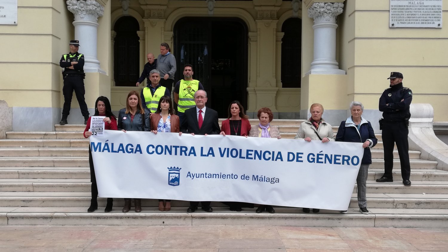 La Corporación Municipal muestra su condolencia ante la última víctima de violencia de género