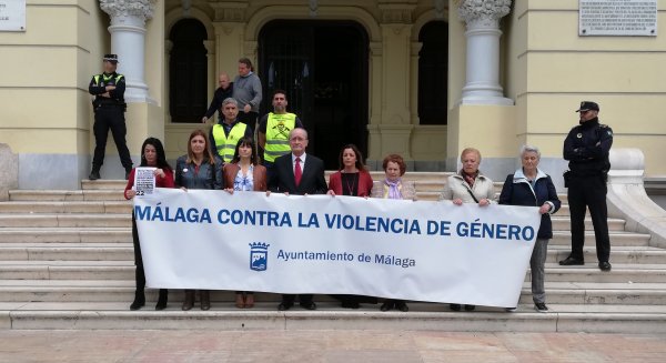 La Corporación Municipal muestra su condolencia ante la última víctima de violencia de género