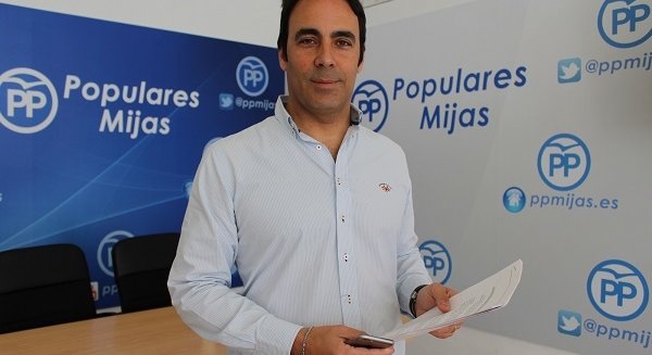 El PP celebra que la Junta ha dado, por fin, garantía jurídica a los chiringuitos mijeños