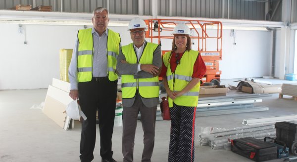 La piscina cubierta de Vélez contará con un pabellón multiusos con capacidad para 3.000 usuarios