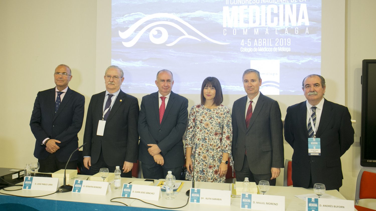 El II Congreso de la Medicina reúne a casi 200 médicos para tratar todas las áreas de dicho campo