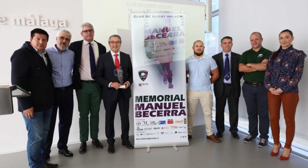 El rugby malagueño recuerda a Manuel Becerra con un torneo en La Cala del Moral