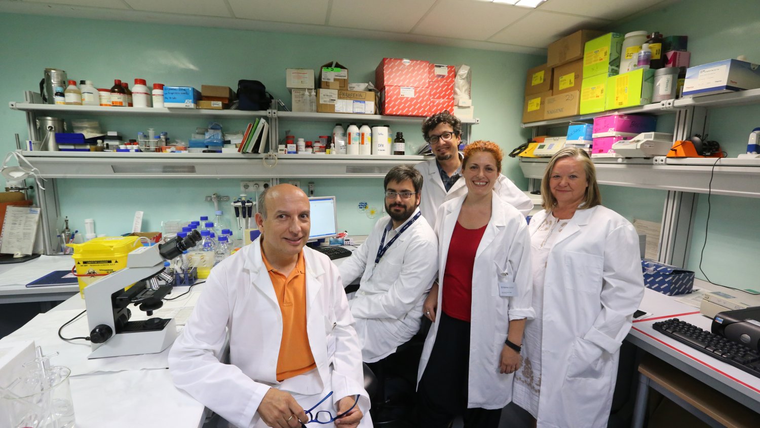 El Instituto de Biomédica investiga la influencia de las drogas en los trastornos psiquiátricos