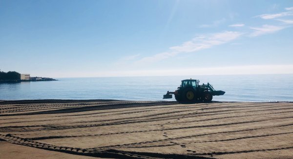 Fuengirola desarrolla un plan para acondicionar sus playas de cara a Semana Santa