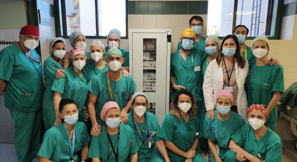 Los quirófanos de traumatología del Hospital Regional incorporan un sistema de reposición de implantes